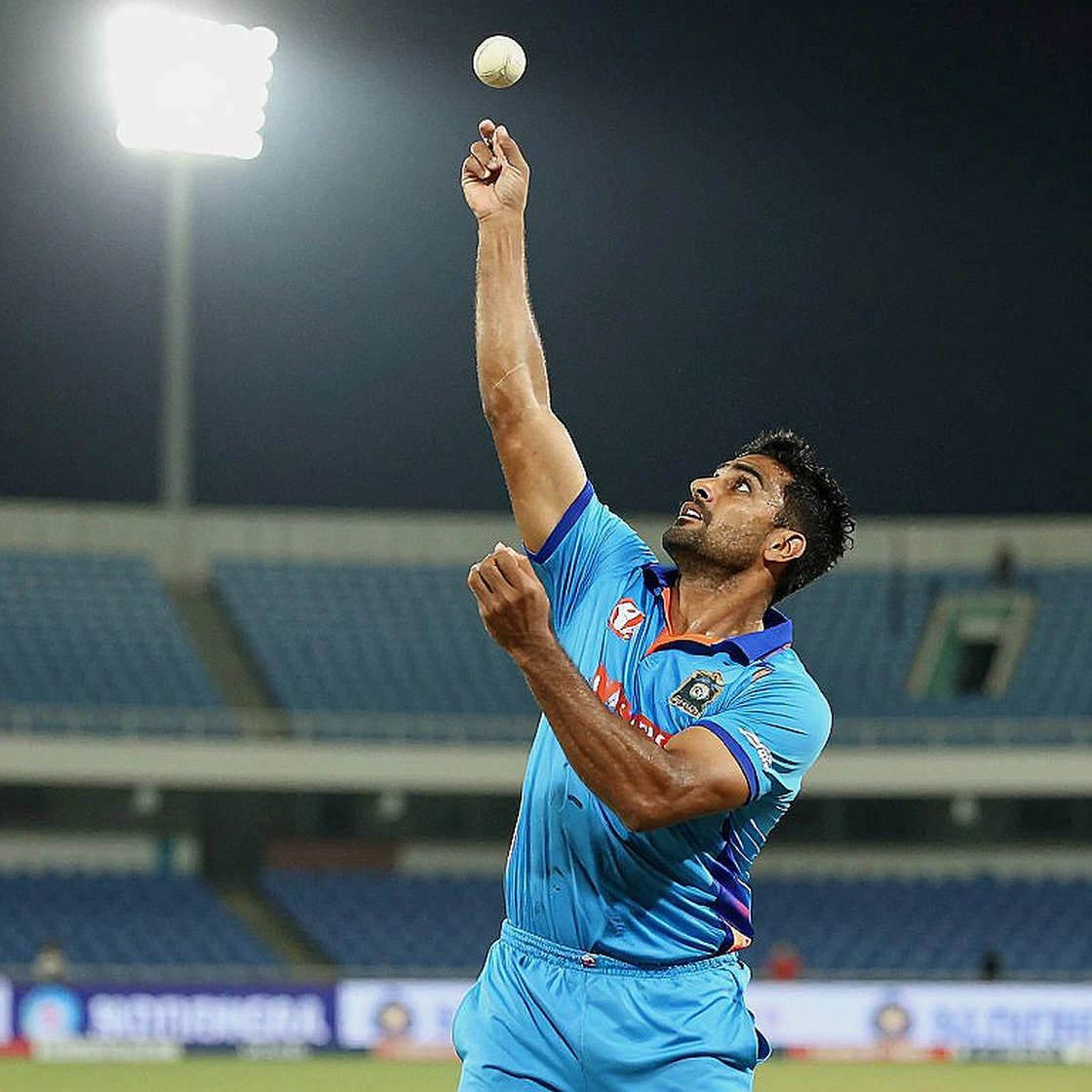 ছত্রিশ মাসের ঘড়ি: বাংলাদেশ ক্রিকেটে সিদ্ধান্ত আর স্কোরকার্ডের মধ্যেকার প্রাতিষ্ঠানিক ল্যাগ